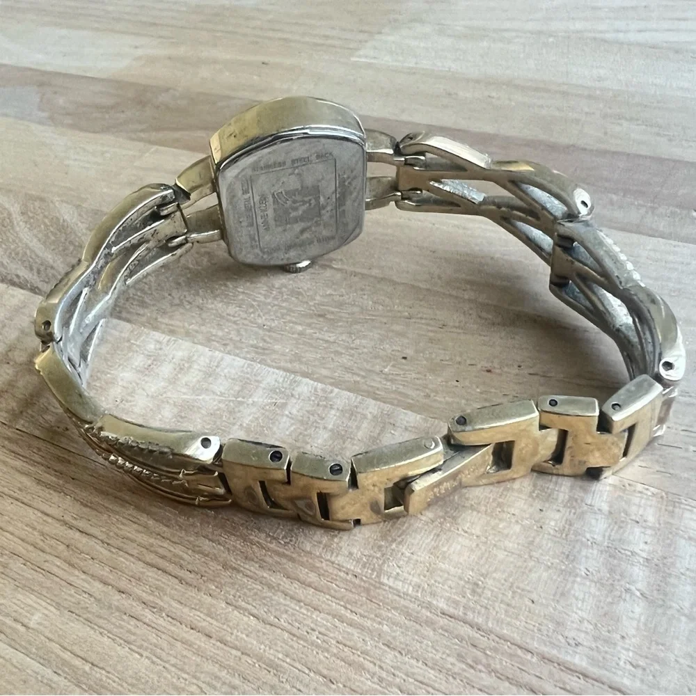 Anne Klein New York ladies diamond Swiss dress watch NEW BATTERY